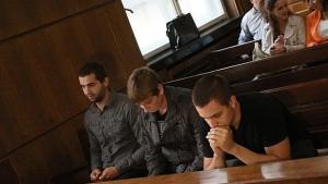 Съдът оправда един от обвиняемите за убийството на студента Стоян