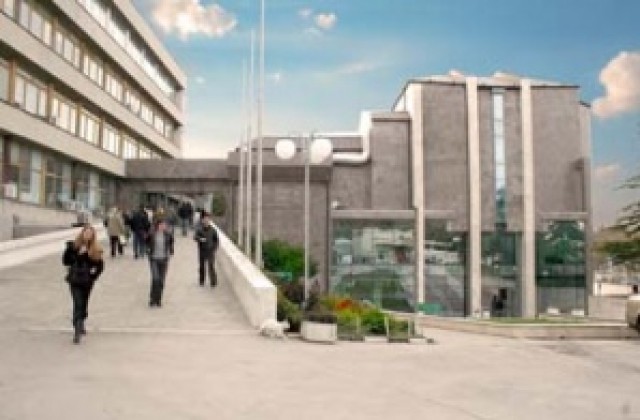 Във Варненския свободен университет свързват образованието с бизнеса