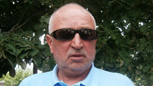Михайлов Ще подаря мината на министър Стойнев