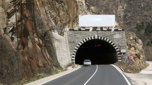 На дневен ред тунелът под Петрохан отново
