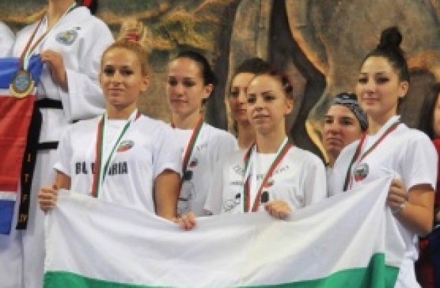 Женският отбор по таекуон-до на финал на световното в София
