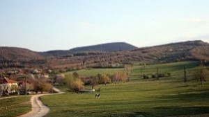 Предимно облачно