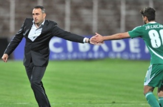 Куп треньори се облизват за поста на Петев в Лудогорец