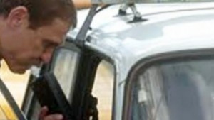 Мъртво пияни не спират да карат