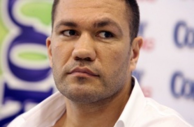 IBF бави мача между Пулев и Томпсън