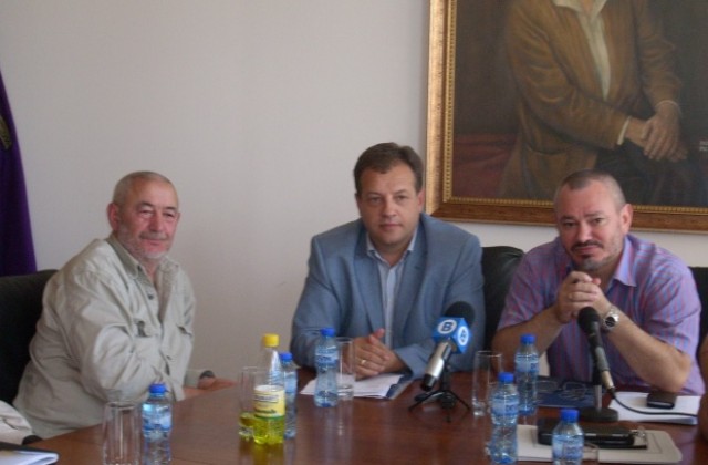 ВТУ и Общината с общ план за рестарт на Хуманитарна гимназия