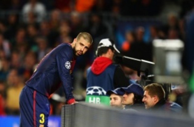 Пике: В Юнайтед само си губят времето с офертите за Фабрегас