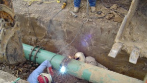 Пробив на газопровод до ВСИ