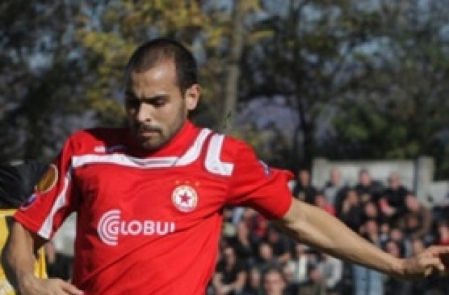 Трансферът на Коце Стоянов в Звезда пропадна