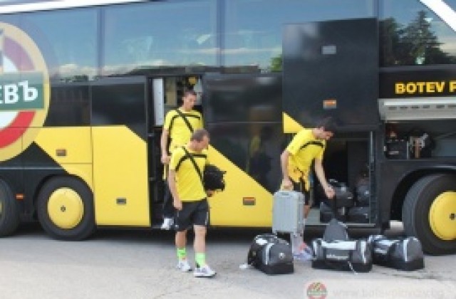 Ботев Пд пристигна в Бургас два дни преди реванша с босненците