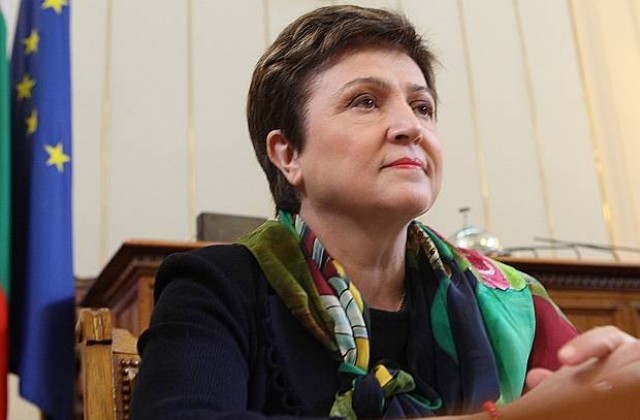 Георгиева: България трябва да продължи да пази макроикономическата стабилност