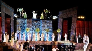 Организират разходка зад кулисите на Сцена на вековете