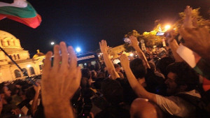 Руският вестник Правда Безсмислен бунт в България