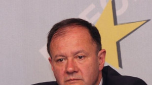 ПГ на ГЕРБ настоява за оставката на Михаил Миков