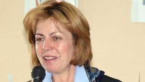 Щетите след протестите през нощта се оценяват на близо 30