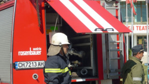 Трима пострадали при пожари от началото на годината