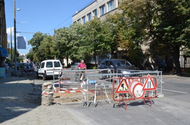 Ремонтни дейности затварят някои улици в Казанлък