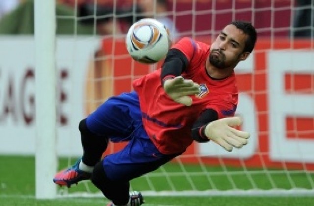 Симеоне отново изстреля вратар под наем