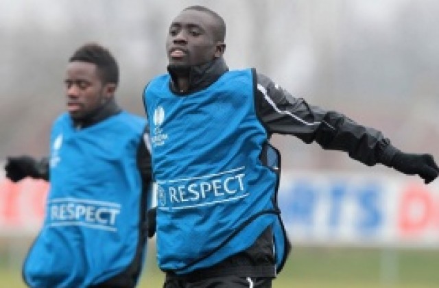 Сисе и Нюкасъл се разбраха