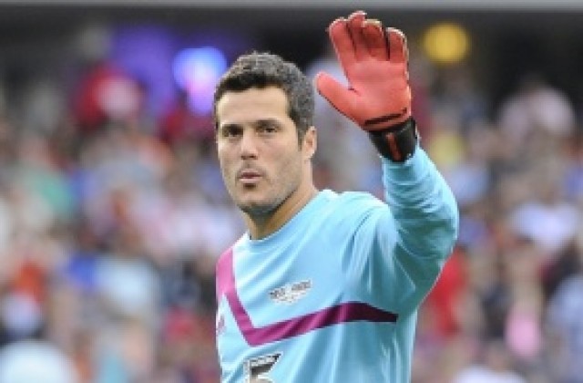 Фиорентина започна преговори с Жулио Сезар