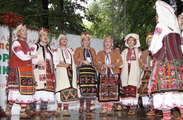 Над 4 хил. творци ще участват в „Богородична стъпка“