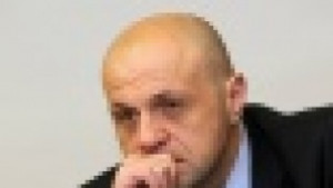 Томислав Дончев говорил спокойно с протестиращите преди ексцесиите