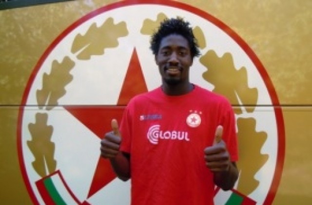 Косоко пред договор с ЦСКА, получи одобрение