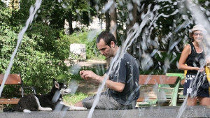 Горещ почивен ден