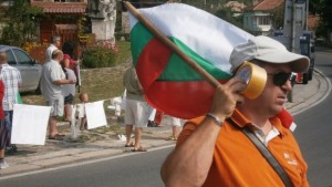 Прах проблеми с колите и неясна цена на водата са