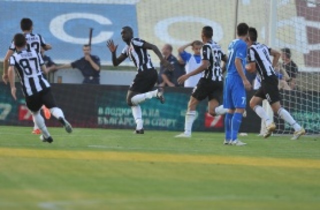 Левски се закотви на дъното, фалстарт за Йоканович