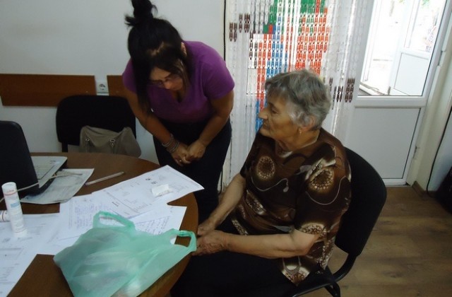 50 жени се изследваха за остеопороза в Стралджа