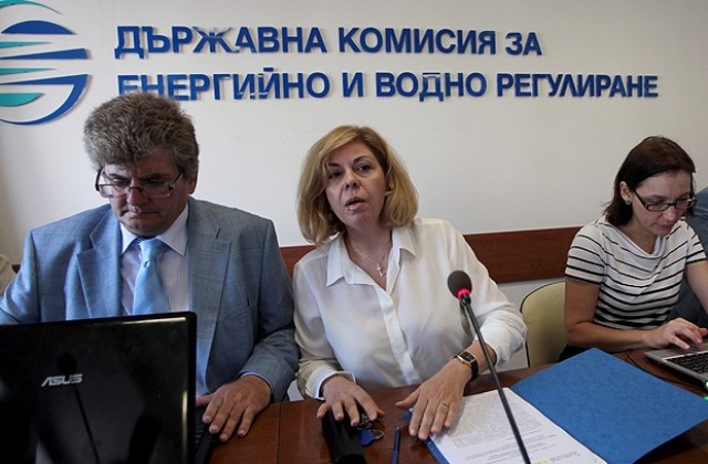 Намалиха цените на тока с по-малко от очакваното
