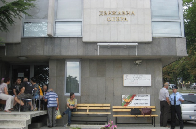 Спряха на входа новия директор на операта