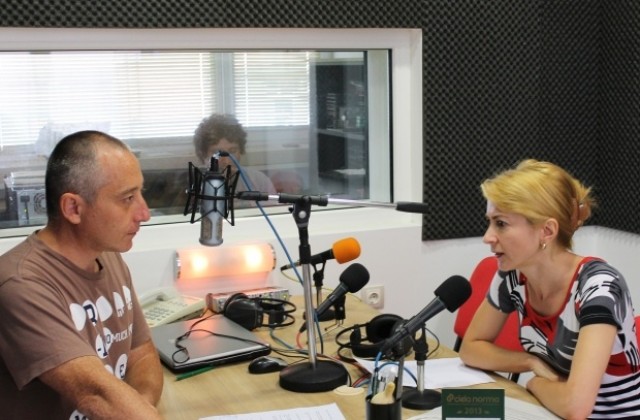 Таня Христова, кмет на Габрово, участва в интервю по Дарик радио днес