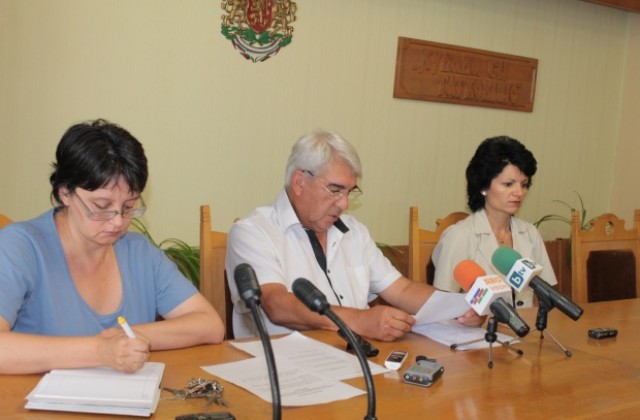 Общината по закон няма как да спонсорира футболния клуб „Светкавица” – Търговище