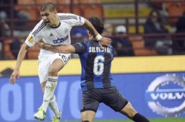 Милан се отказва от Силвестре