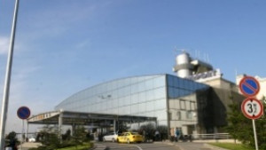 Сигнал за бомба затвори Летище София