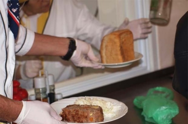 Депутат от БСП с предложение социалните трапезарии да предоставят храна и през уикендите