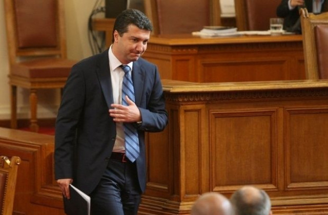 Концесионерът на мини Ораново е действал незаконно, обяви Стойнев