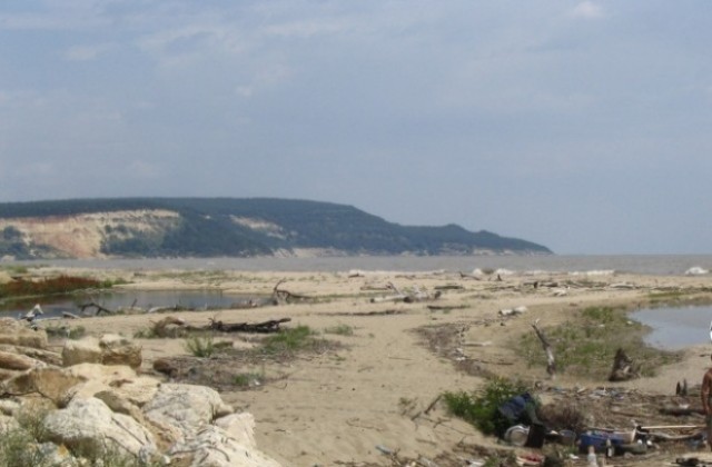 Плажното почистване започва