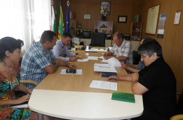 Реконструират вътрешната водопроводна мрежа на Болярово