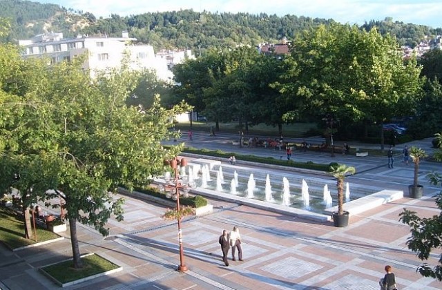 Асфалтират 7 улици в Благоевград