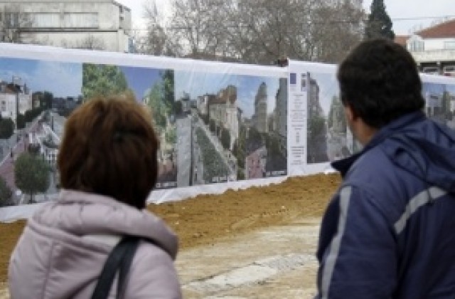 Четири фирми на търг за пешеходния ринг