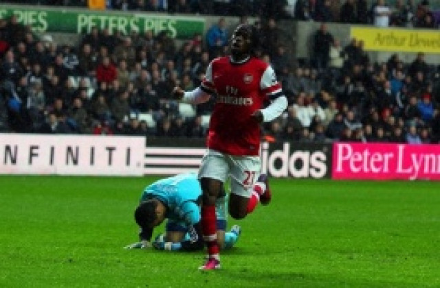 ВИДЕО: Жервиньо позира с шалче на Рома в Италия