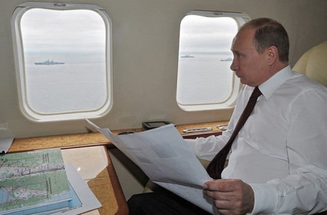 Путин се поддържа във форма с плуване и бабешки лекове
