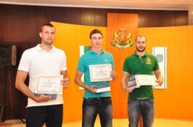 Кметът на Варна награди варненски волейболни национали