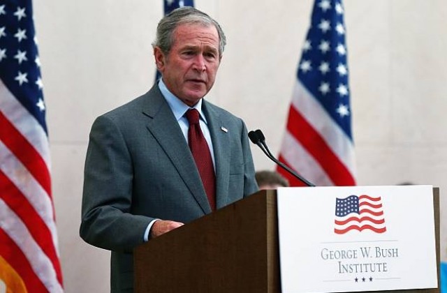 Джордж Буш-младши претърпя операция за поставяне на стент