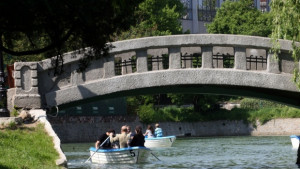 Жегата продължава температурите отново надхвърлят 33