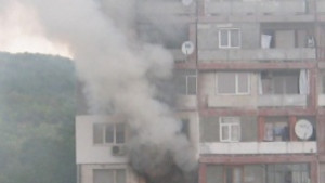 Неизправен уред подпали апартамент във Владиславово