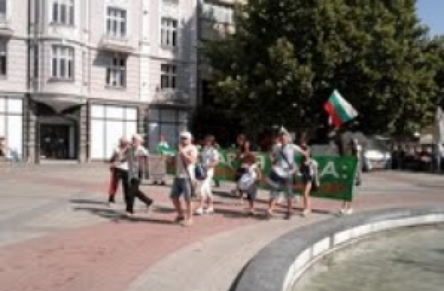 Софийски барабани „събудиха” пловдивските протести